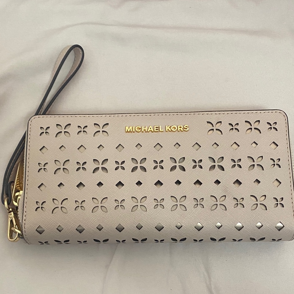 Michael Kors Pink Cutout Wristlet Clutch